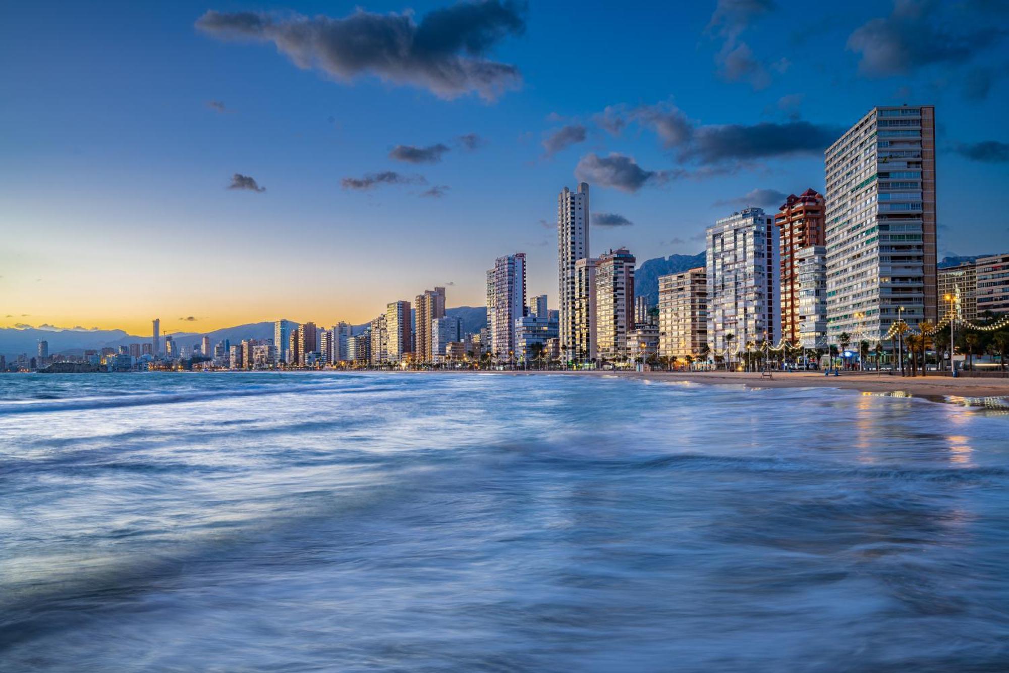 Three Bedrooms Apart In Benidorm Near Beach And Strip 外观 照片